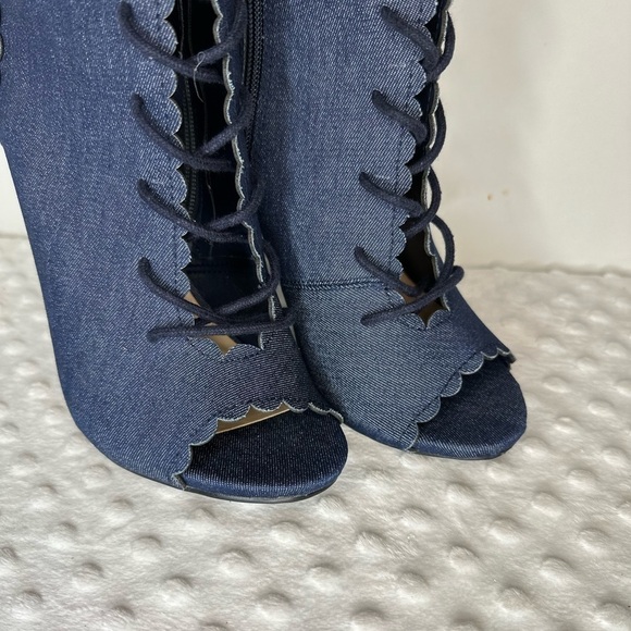 Shoedazzle's Evette Over the Knee Peep Toe Lace Up Stiletto Boots! - Picture 6 of 11